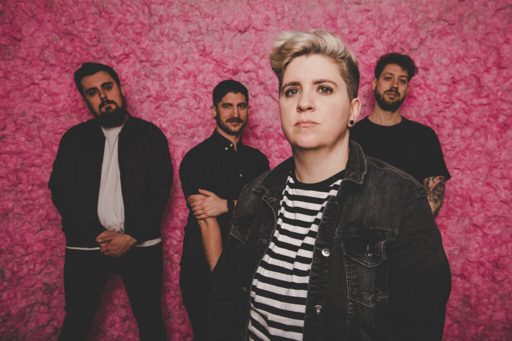 All Ears Avow return with heavy new single ‘Sinking’