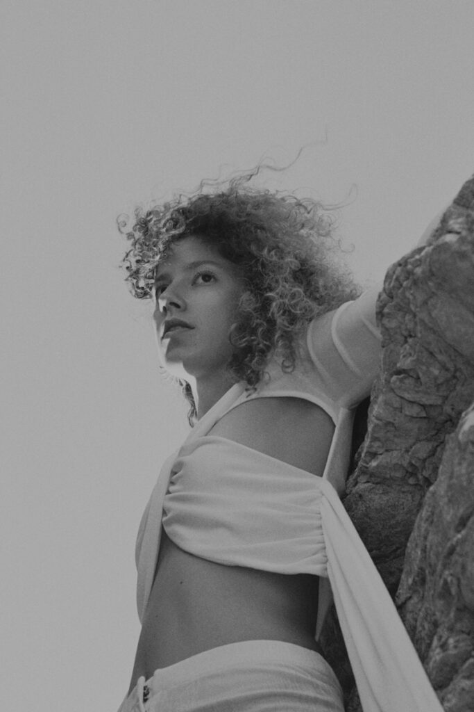 TENDERTWIN announces debut EP & shares new single/video ‘Asking’