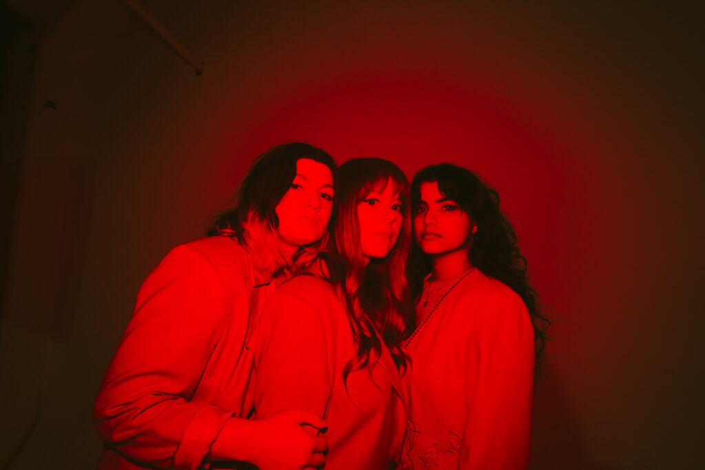 Razor Braids are anxious about entering a new relationship on ‘Berate Me’
