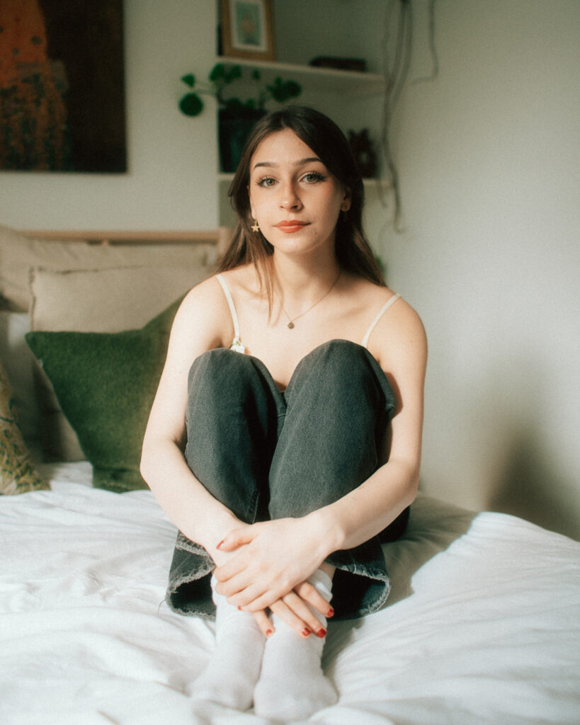 Lexie Carroll announces new EP and shares video for ‘Laundry Detergent’