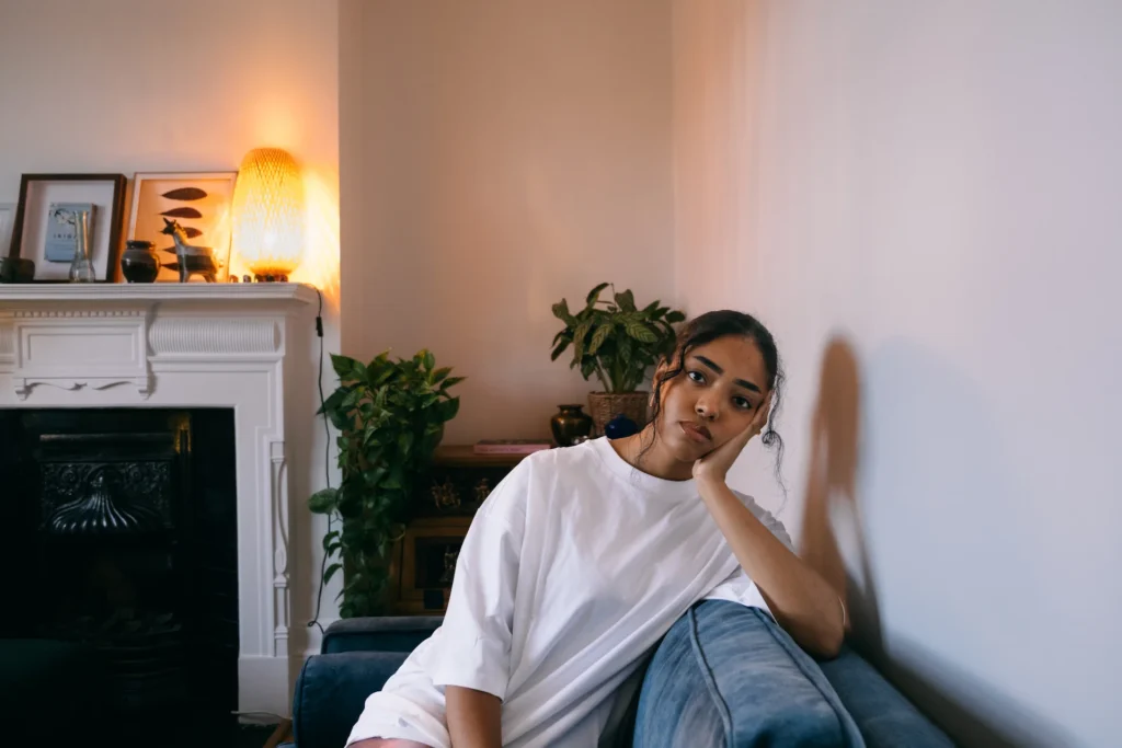 Sarah Isabella shares meditative new single ‘Intuition’ & announces debut EP