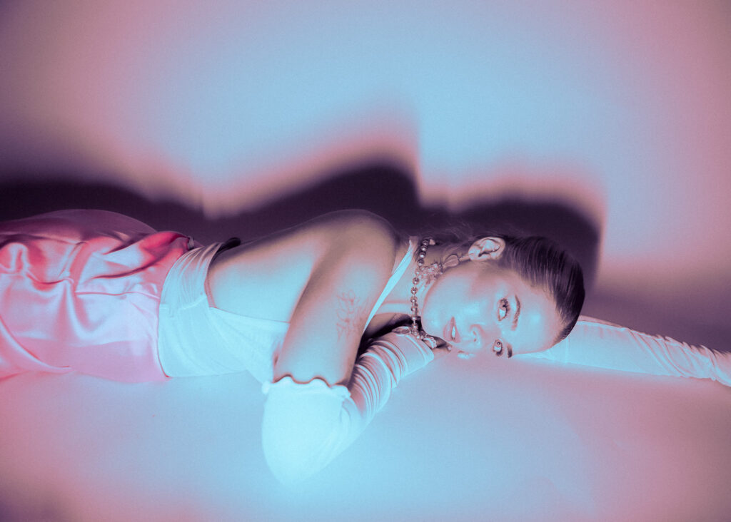 Dalia returns with new heartbreak anthem ‘To The Bone’