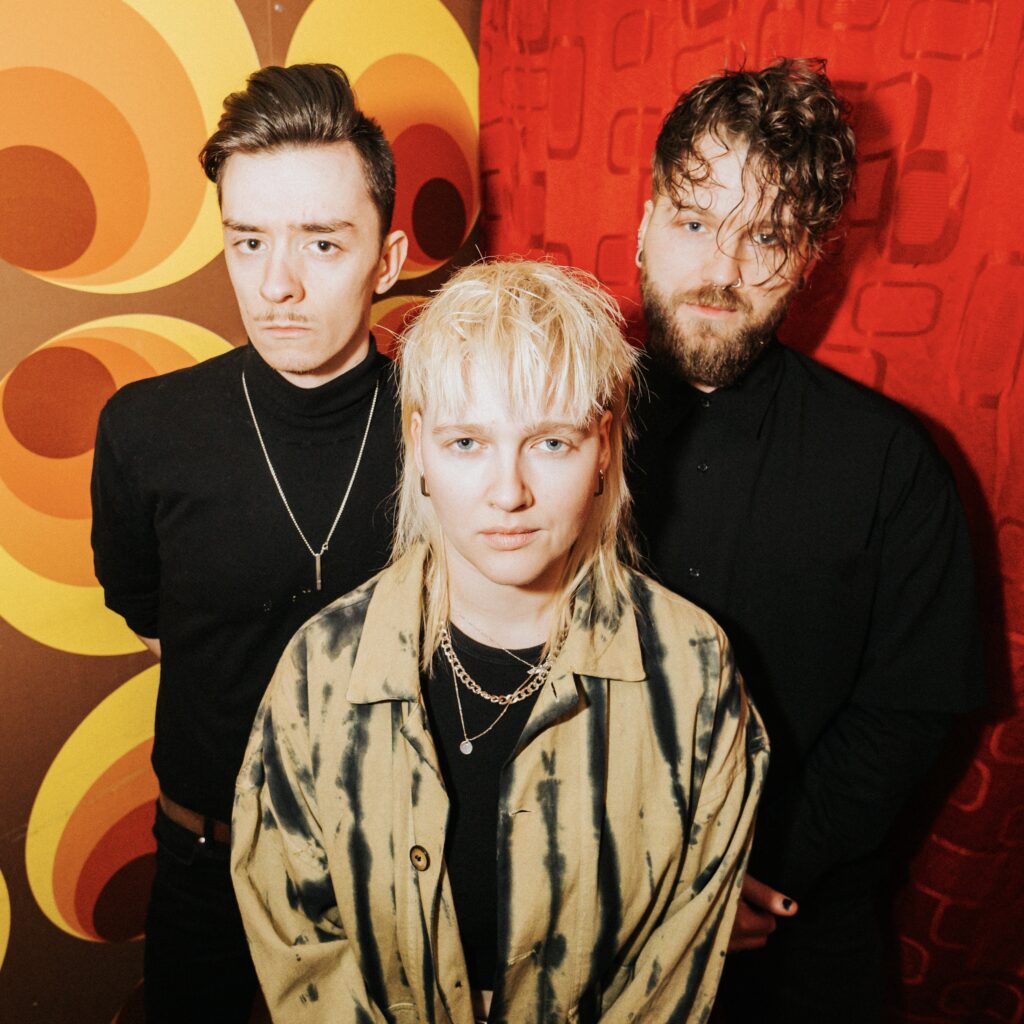 Queen Cult announce their third EP and share new single ‘The Hand Lender’