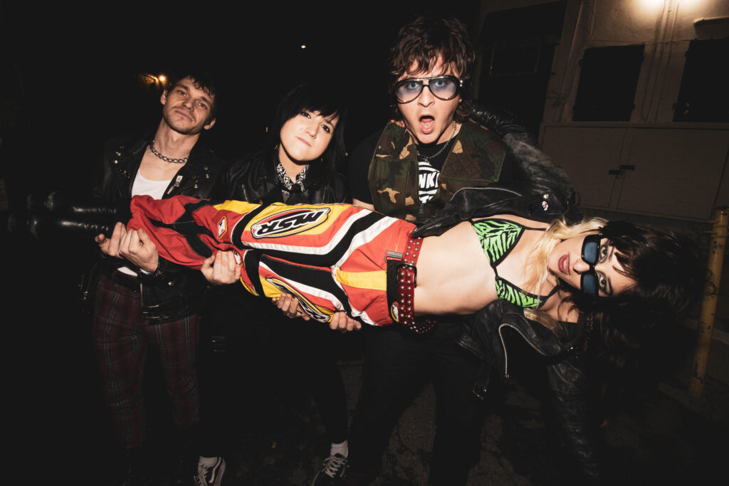 Frankie + The Studs share new single ‘Bimini’