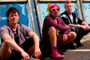Read more about the article Daffodildos shout it loud with debut single ‘No Pride’