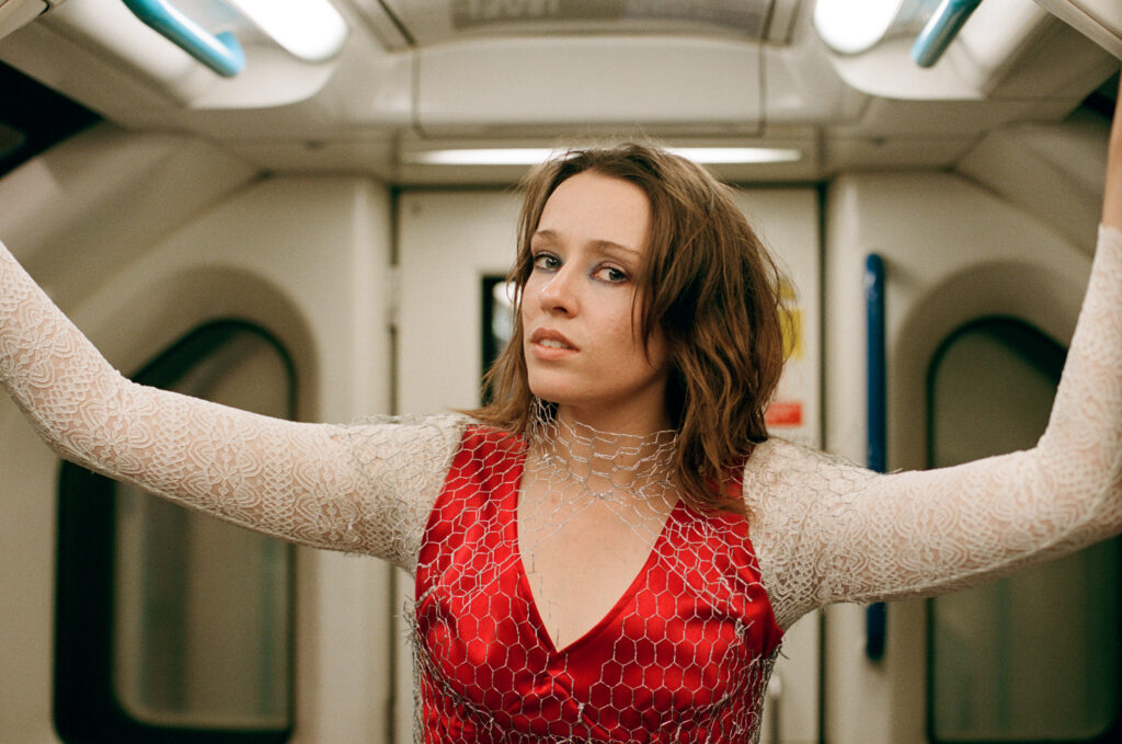 Sophie Kilburn refuses to let an ex-flame burn her happiness with feel-good new single ‘Still In The City’