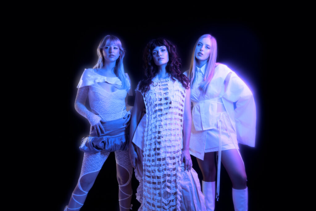 Blusher soar on synth-pop epic ‘Overglow’
