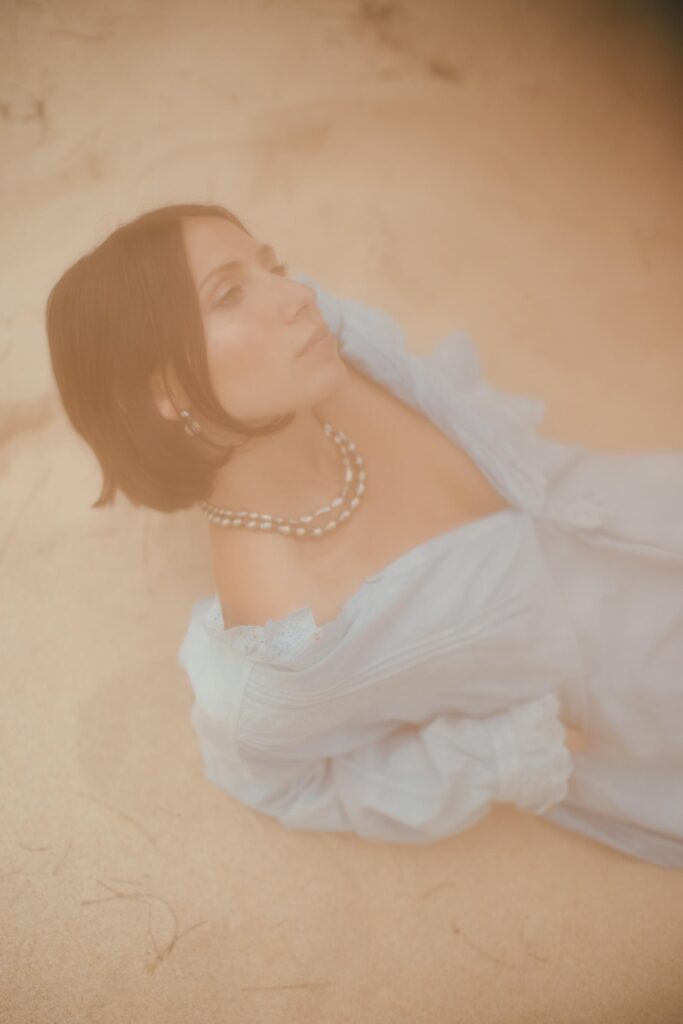 Lily Meola announces new EP and shares new single ‘Mar Vista’