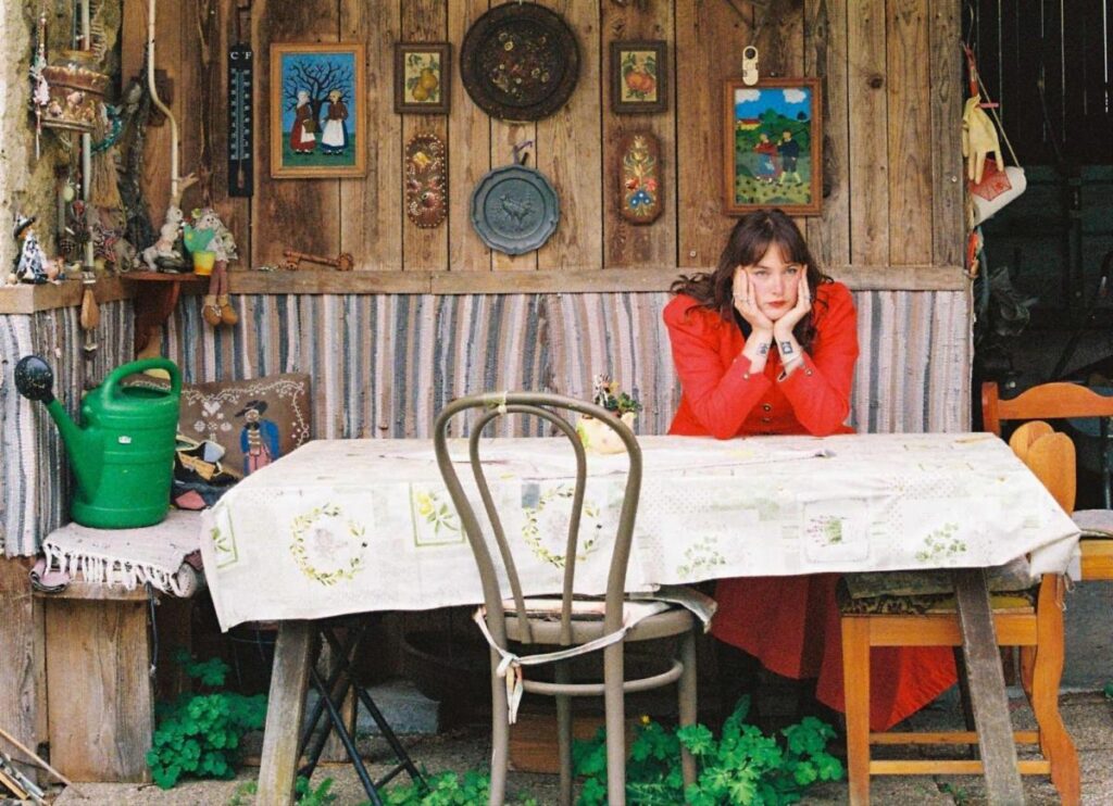 Katy J Pearson shares new single ‘Sky’
