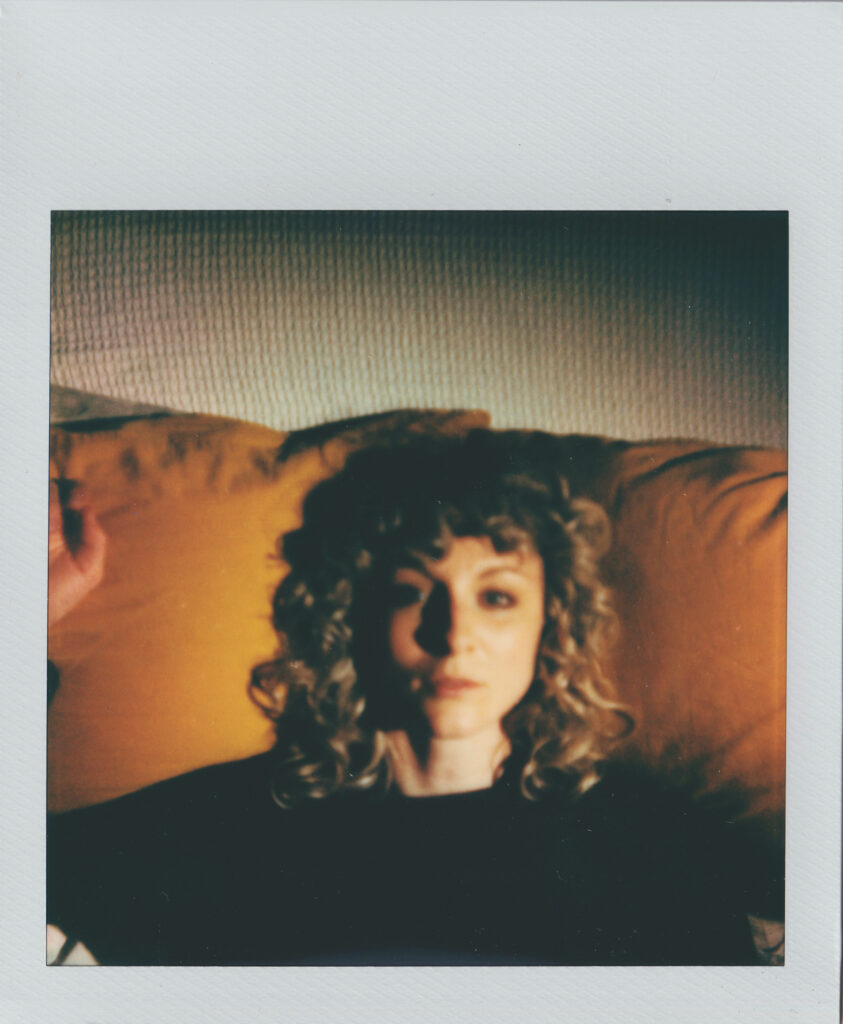 Katie Wighton releases unashamedly happy bedroom-pop meets slacker-rock single ‘Real Thing’