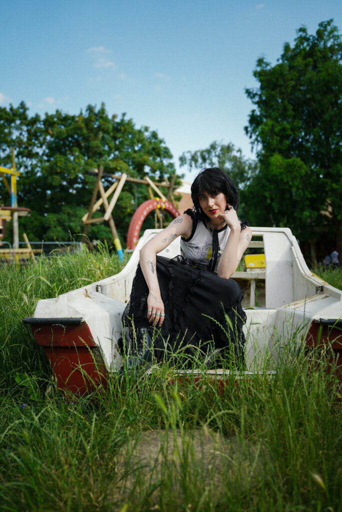 Juju shares new single ‘Swings and Roundabouts’