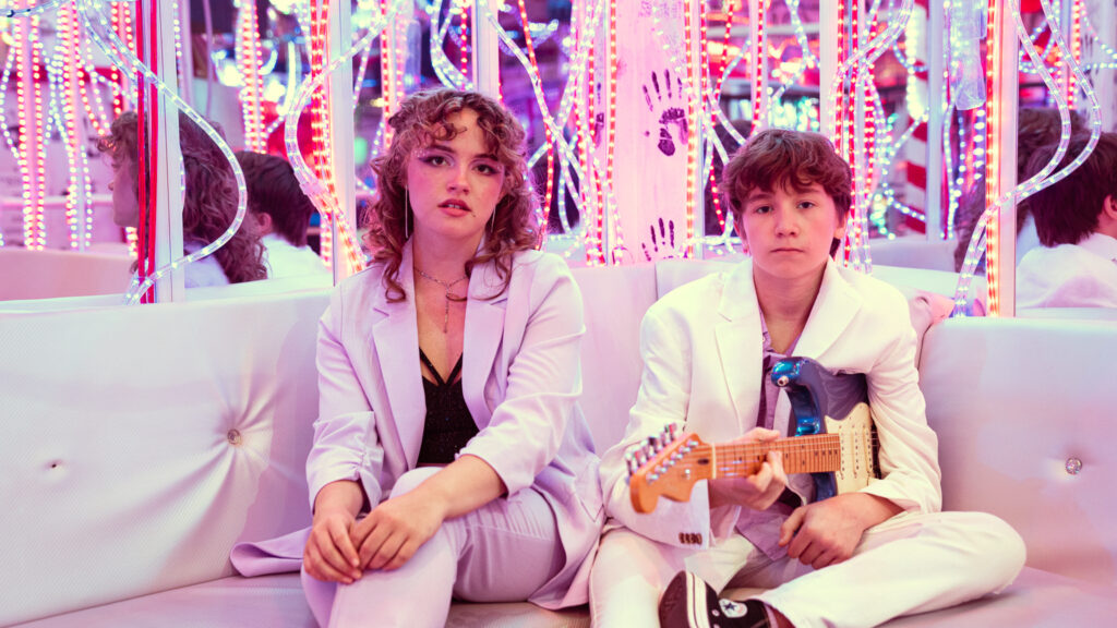 Isabella&Sebastian share dreamy new single/video ‘Lavender’