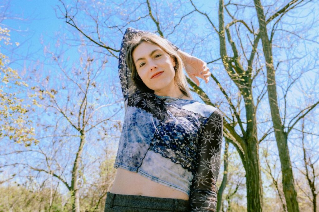 allie basks in newfound queer love with ‘Tiny Colored Pills’
