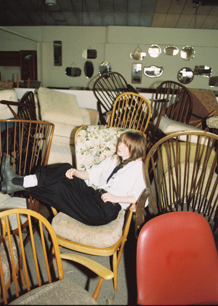 Zoe Graham shares new single ‘Push and Pull’
