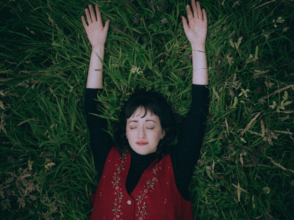 Maria Kelly releases new single ‘Slump’