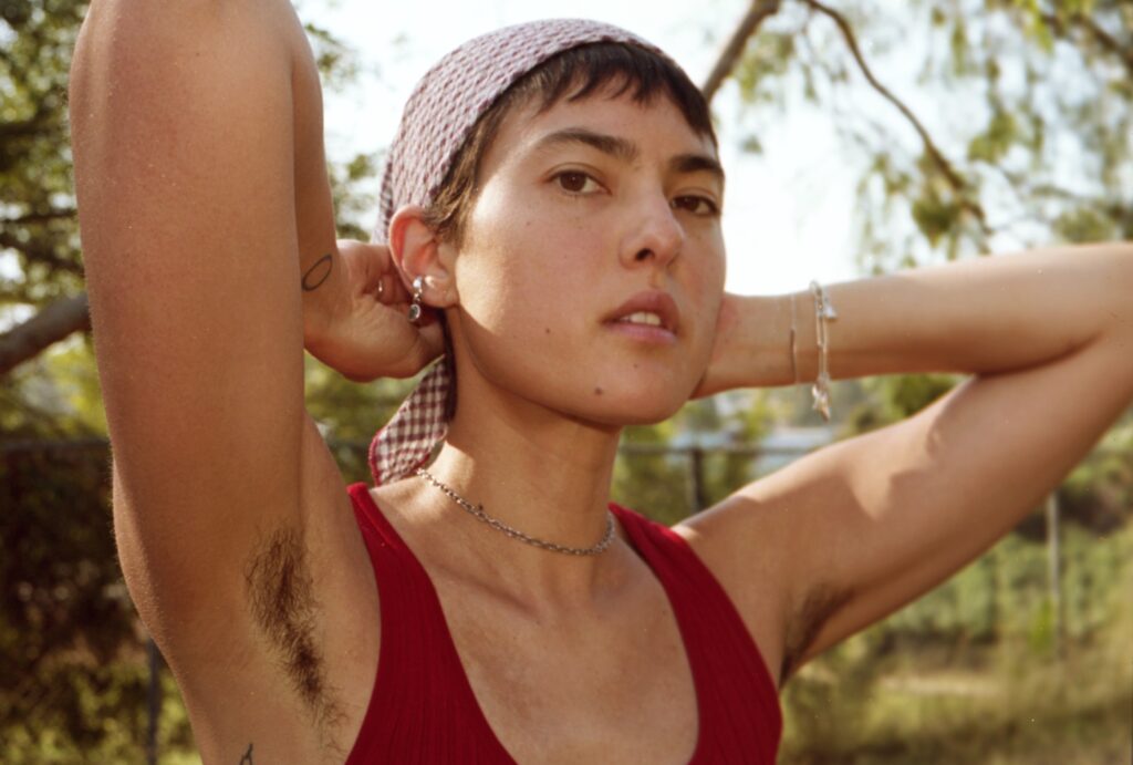 Miya Folick shares new single ‘La Da Da’