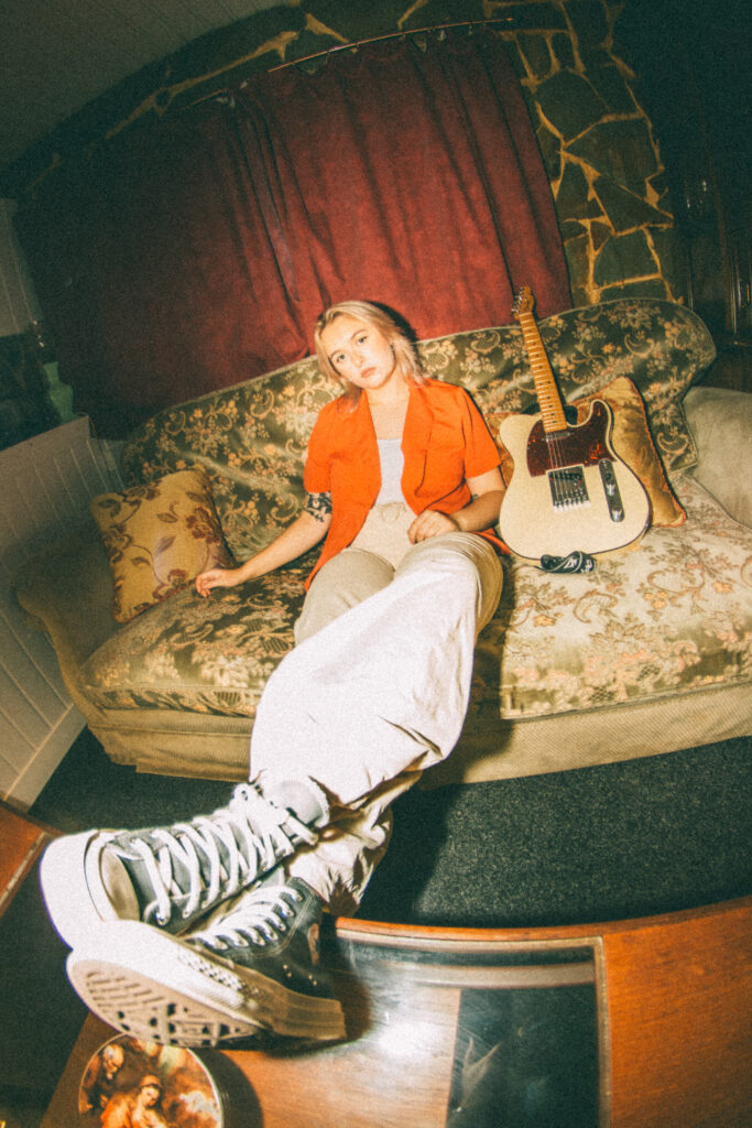 Hannah Mazey shares new single ‘LITTLE BOYS’