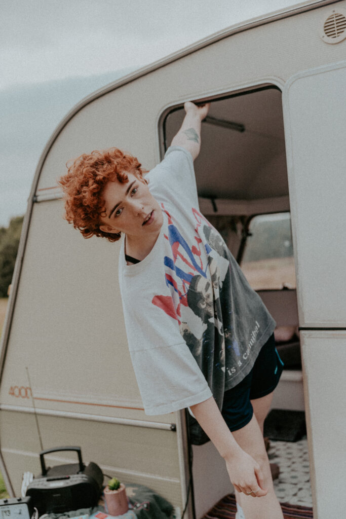 ROE releases new single ‘Swimming Pool’