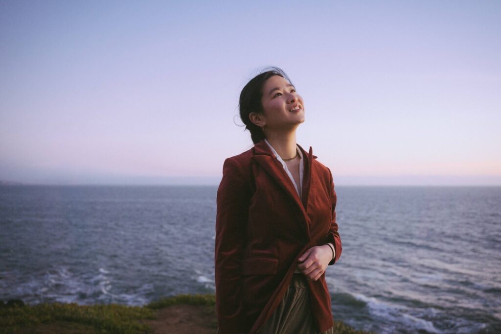 Lunar Noon shares vibey new single ‘Peripheral’