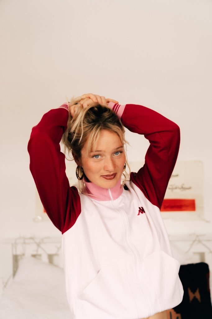 Jo Hill releases two new songs ‘SUPERMARKET SUSHI’ & ‘WHERE DID ELLA GO?’