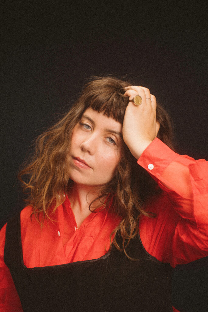 Rose Betts shares fiddle-drenched jig ‘You Never Looked Back’