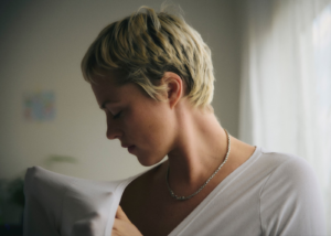 Read more about the article Yoshika Colwell releases new single/video ‘Last Night’