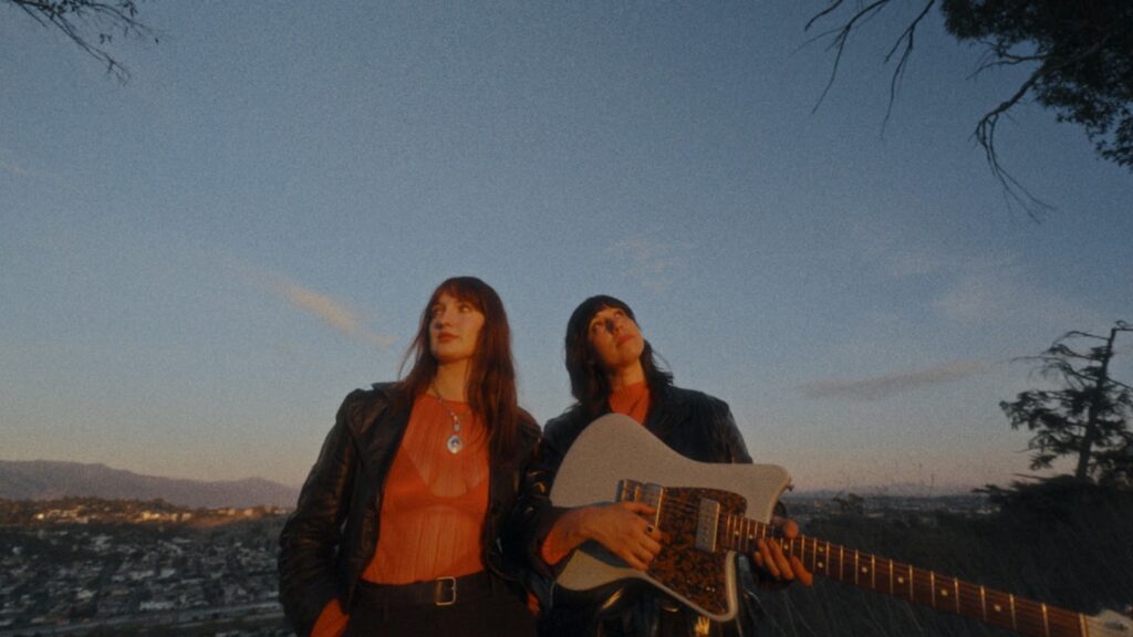Deep Sea Diver shares new single/video ‘Let Me Go’ feat. Madison Cunningham