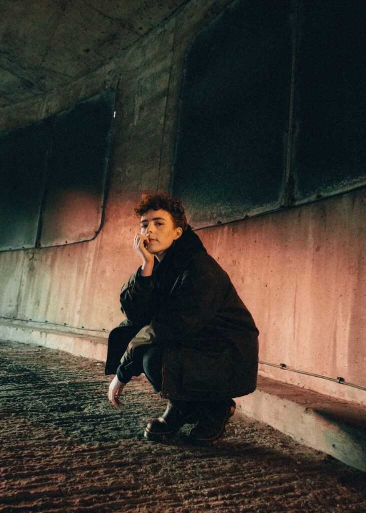 ROE shares heartfelt indie pop single ‘The Moment’s Gone’