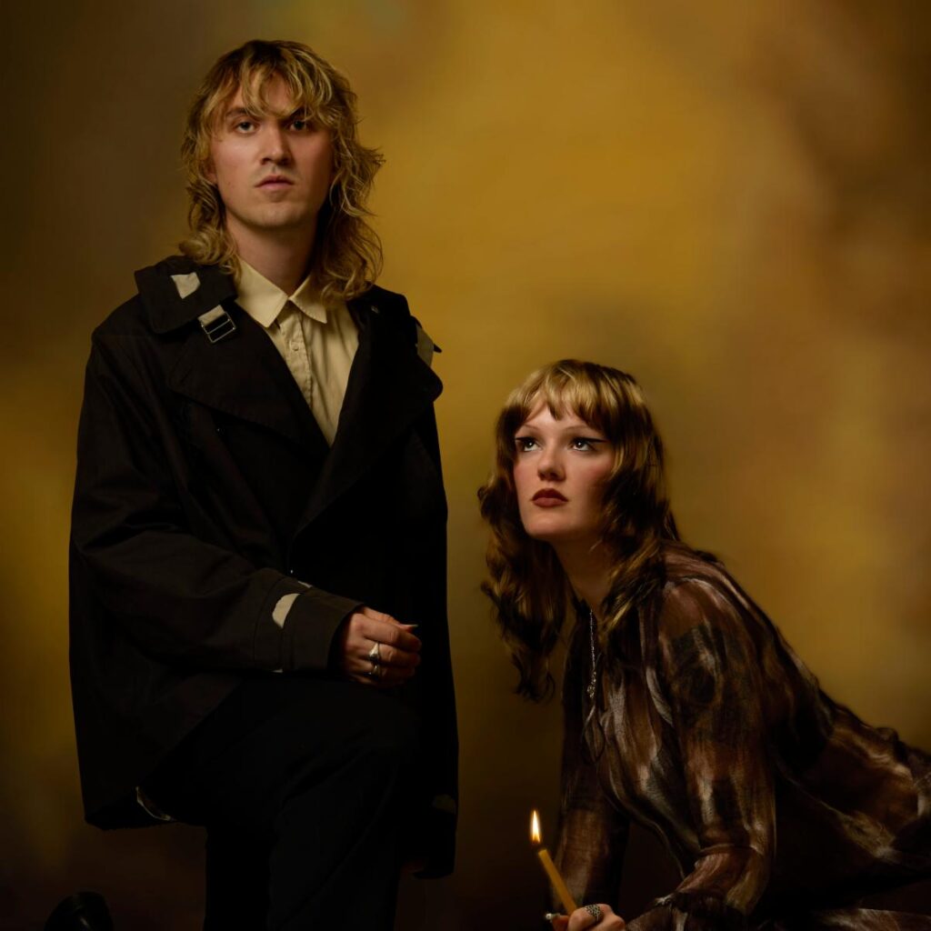 Sharpie Smile announce debut album, The Staircase. New single/video ‘The Slide’ is out now