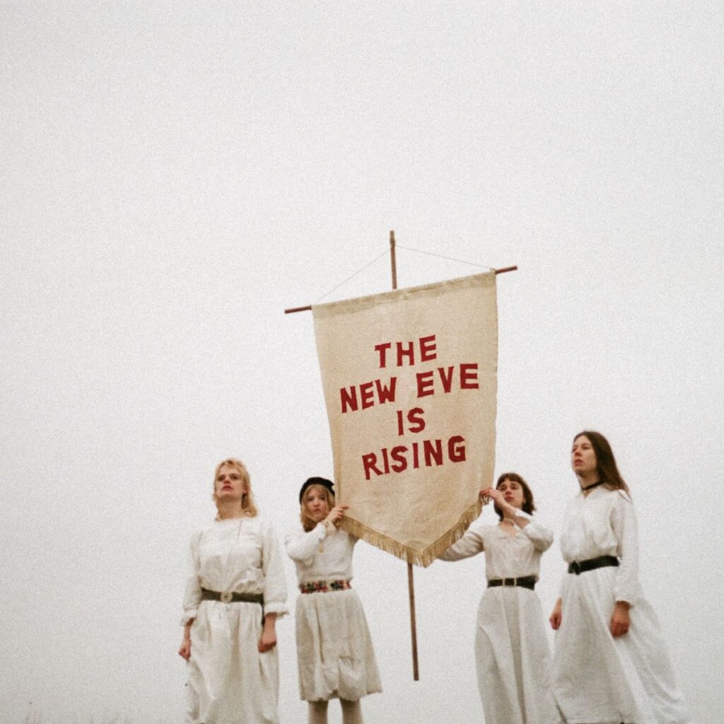 The New Eves announce their debut album, The New Eve Is Rising. Two tracks out now: ‘The New Eve’ & ‘Rivers Run Red’