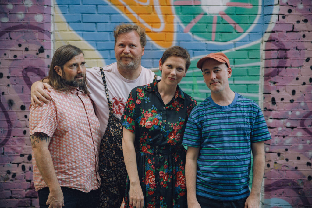Allo Darlin’ release latest single ‘Cologne’