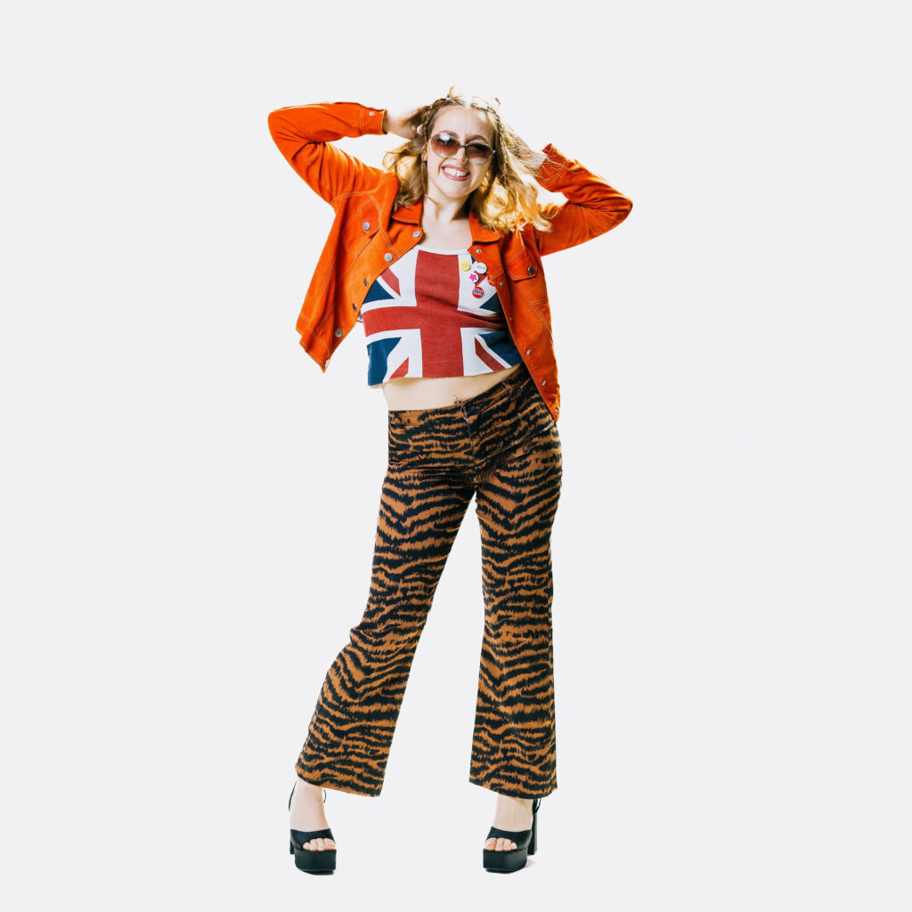 Flo Gallop drops infectious new alt-pop single ‘Famous’