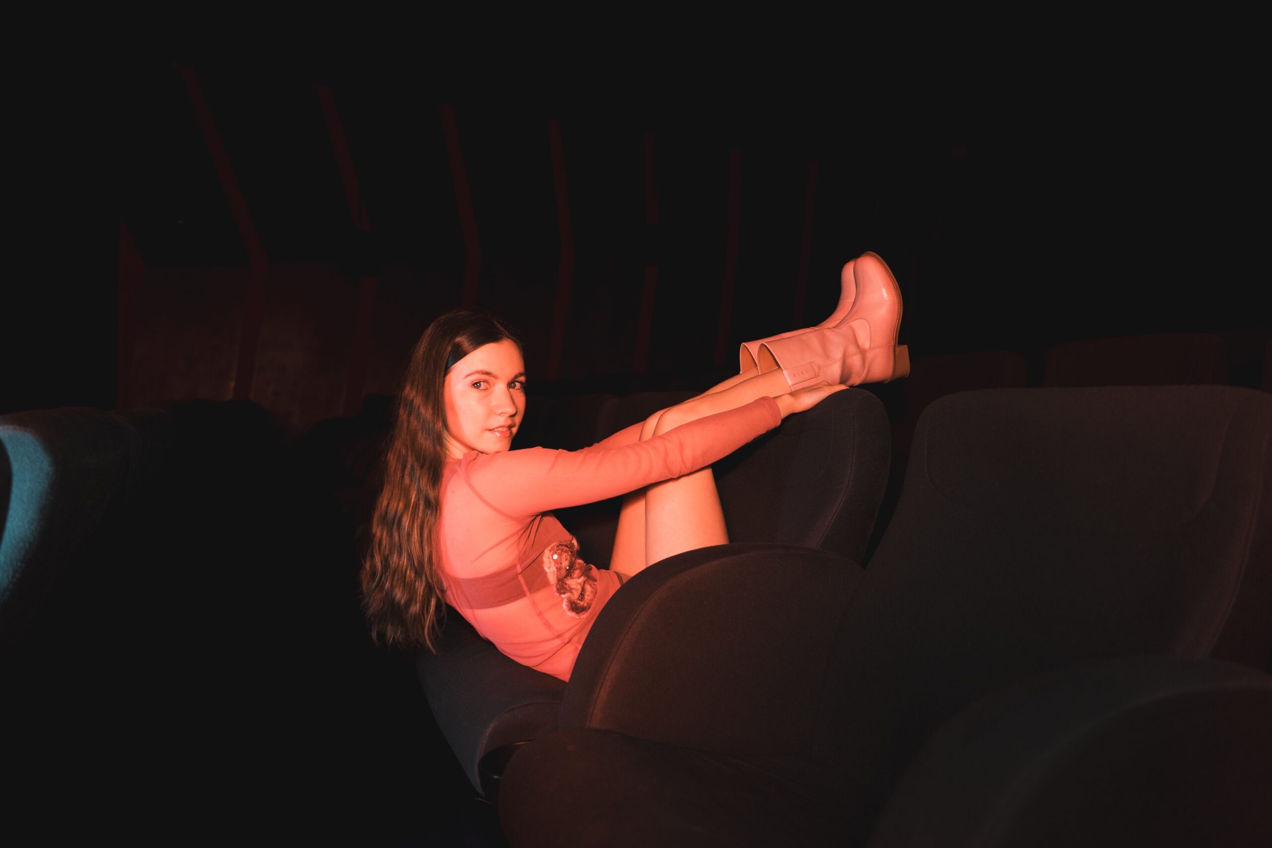 Read more about the article Tilly Fenton shares punchy new single ‘It’s You!’