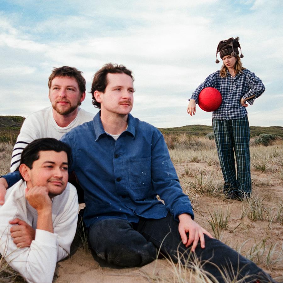 Read more about the article The Belair Lip Bombs announce new album Again. Listen to new single ‘Hey You’ now
