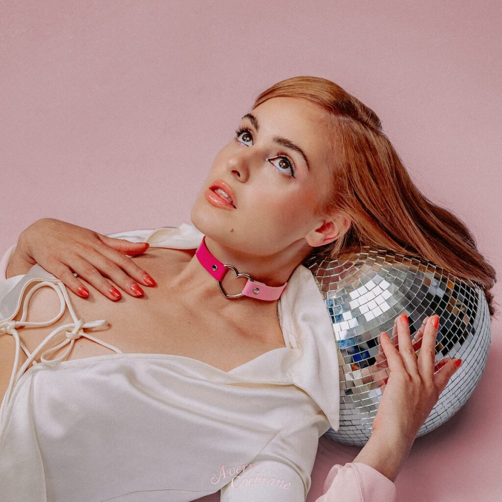 Avery Cochrane shares new single/video ‘Shape Shifting On A Saturday Night’