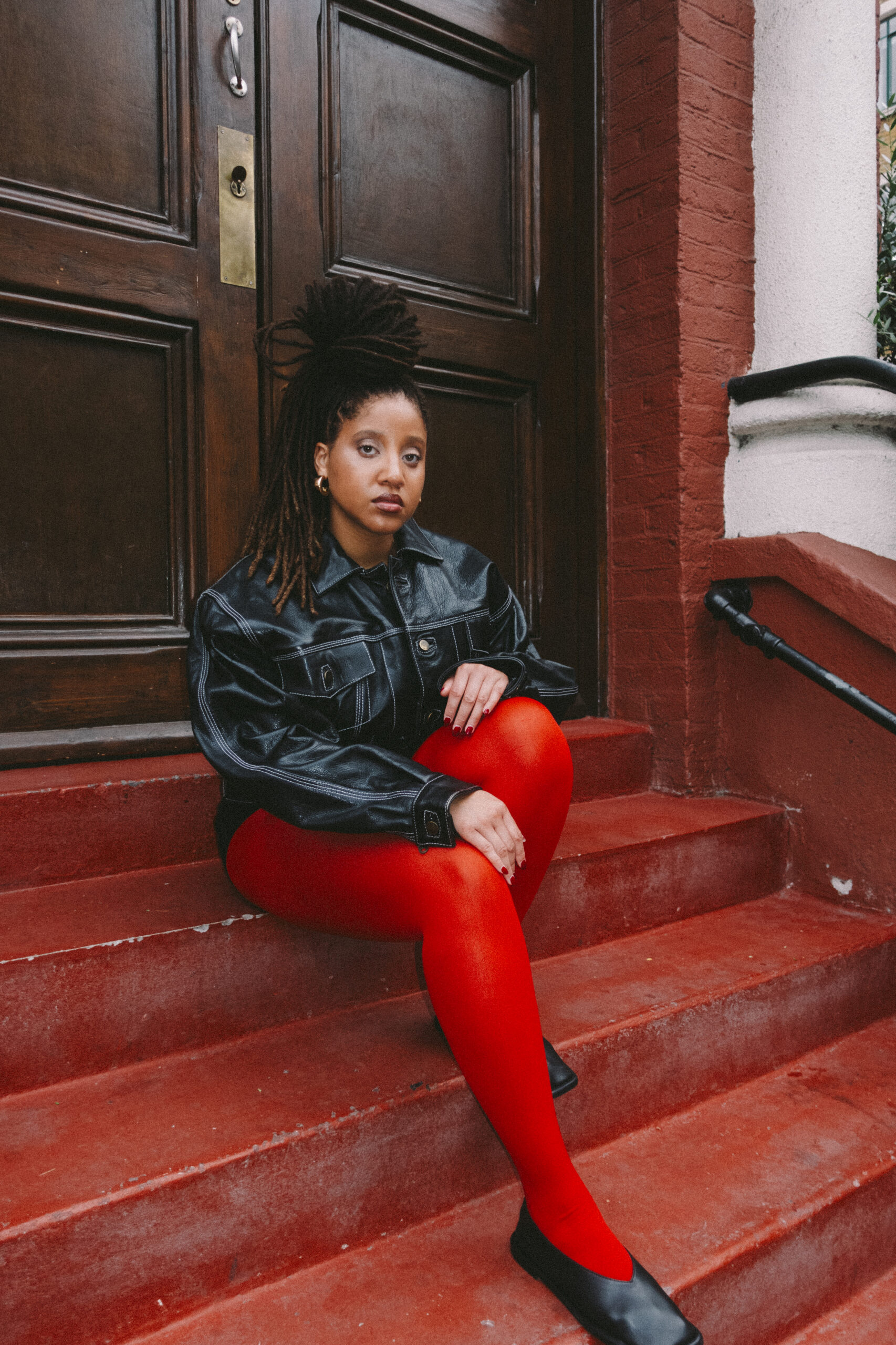 You are currently viewing Ni Maxine reframes the concept of ‘Time’ in brand new single