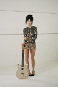 Read more about the article Katie Schecter releases new single ‘Hide My Weapons’