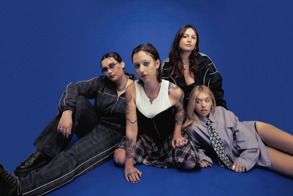 Teen Jesus & The Jean Teasers release new single ‘BAIT’