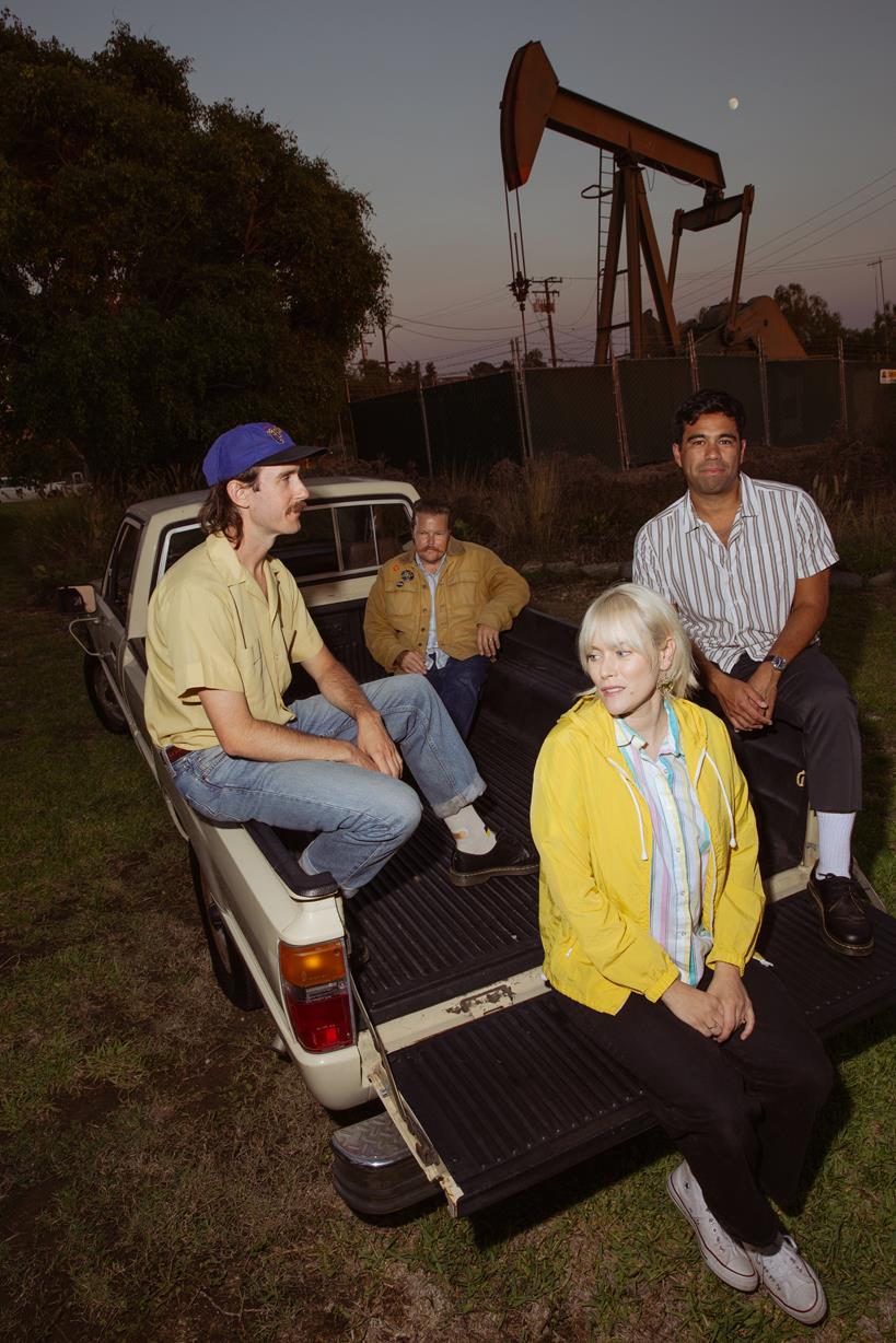 Read more about the article Sweet Nobody shares new single/video ‘I Don’t Know When I’ll See You Again’