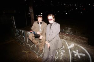 Read more about the article foamboy shares new dance pop single ‘Book and a Cold’