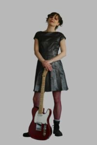 Read more about the article Nell Davies shares new single ‘Never Ever Ever’