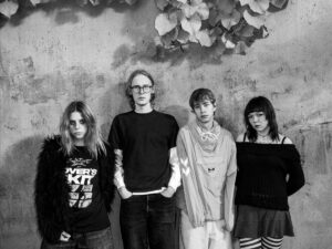 Read more about the article Clutter release new single/video, ‘C.L.U.T.T.E.R’