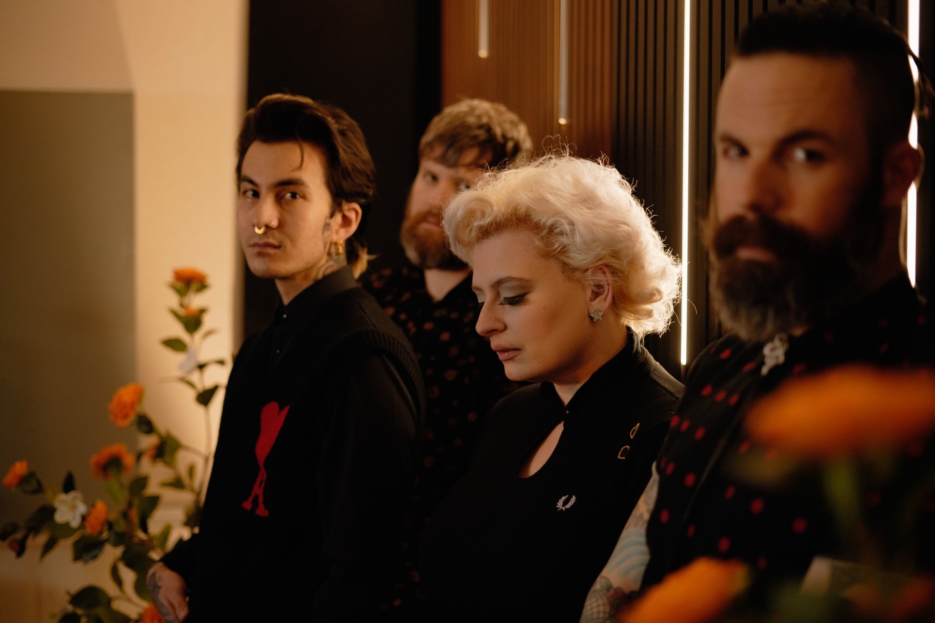 Read more about the article Tess & The Details release new heartbreak anthem and Wes Anderson-inspired music video ‘Standing On the Edge’