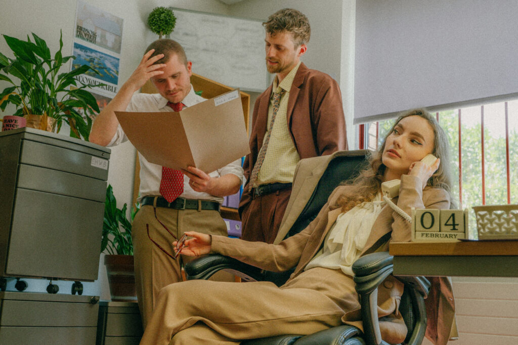 Exploring Birdsong release new single ’42’
