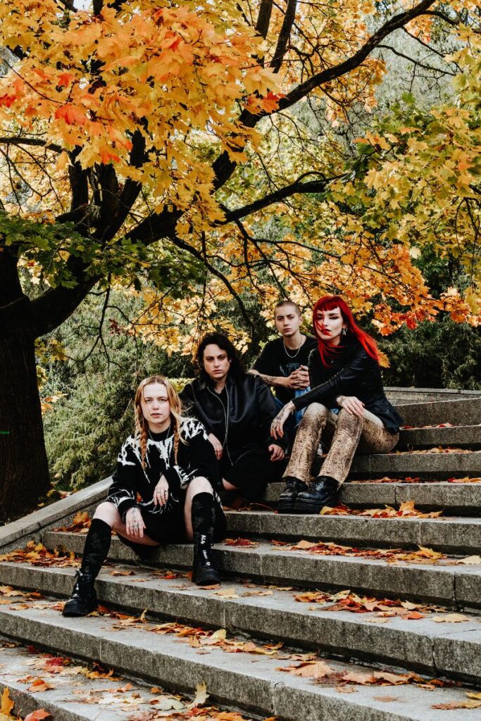 Witch Fever release bonus track ‘I Reflect The Sun, It Bounces Back’