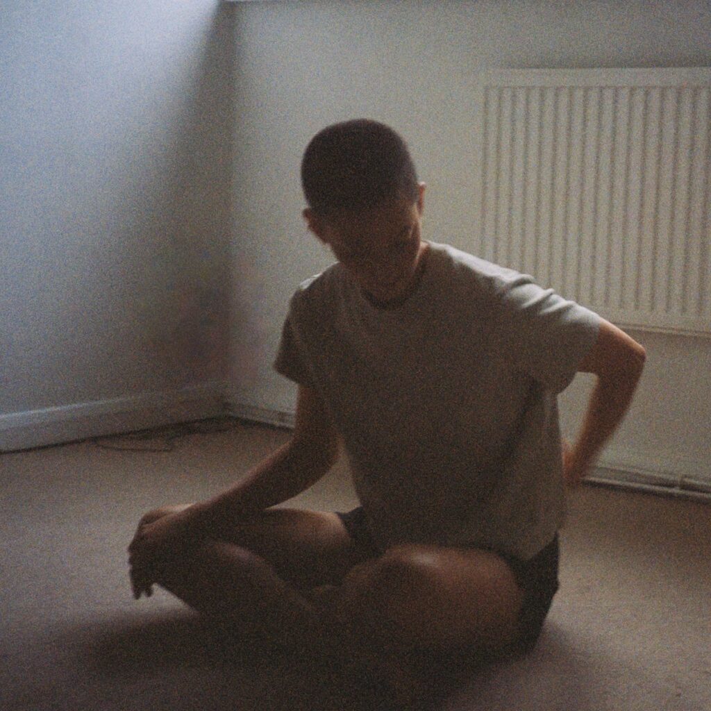 midori jaeger shares new single ‘exterior’