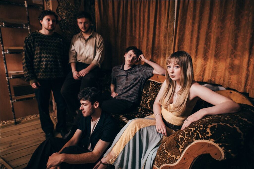 Night Swimming announce new EP & share new single ‘Poison Berry’