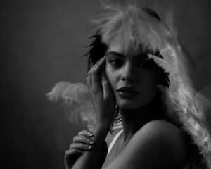 Read more about the article TRACK BY TRACK: THE INTANGIBLE by Wrené