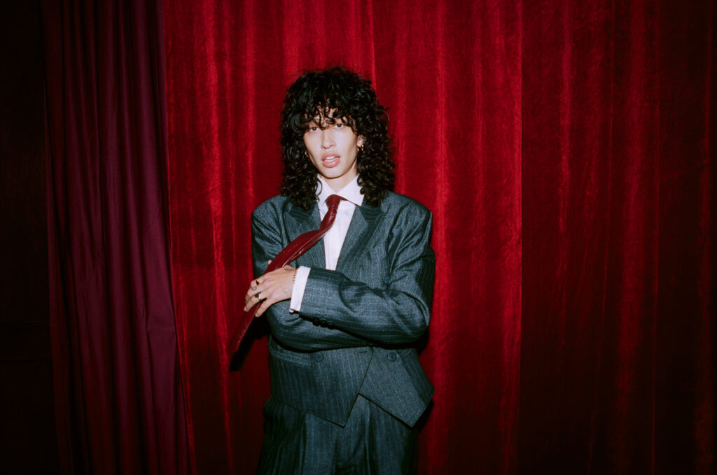 Towa Bird releases new single and video ‘Dirty Habit’