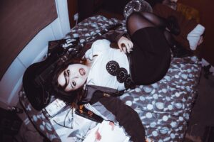 Read more about the article Girl Apocrypha shares striking new single/video ‘Madonna’